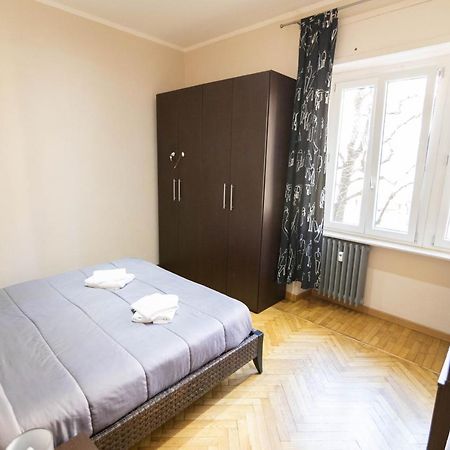 Grazioso Bilocale Comodo Ai Servizi Apartment Cuneo Ngoại thất bức ảnh